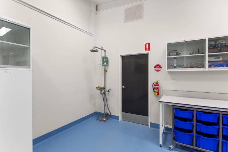 綜合理化實驗室設(shè)計裝修