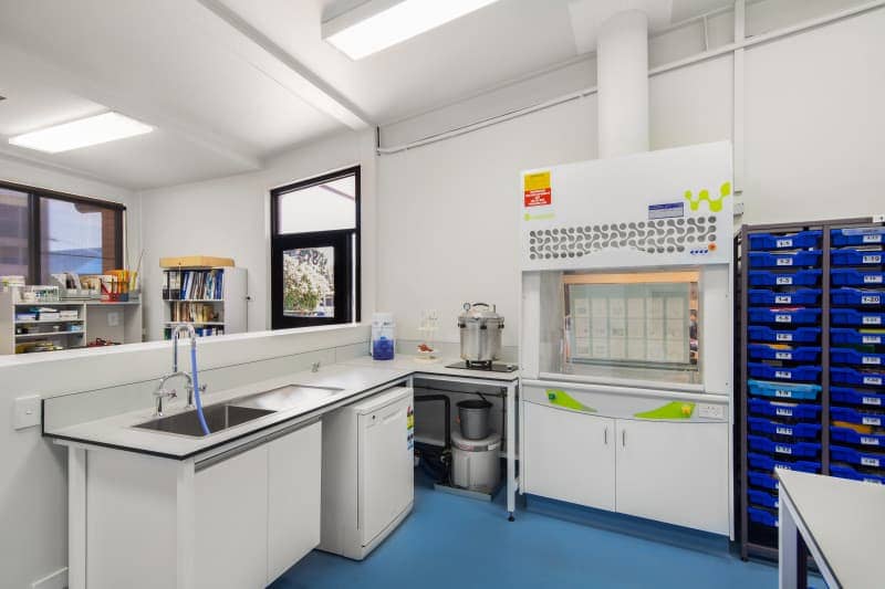 綜合理化實驗室設(shè)計裝修